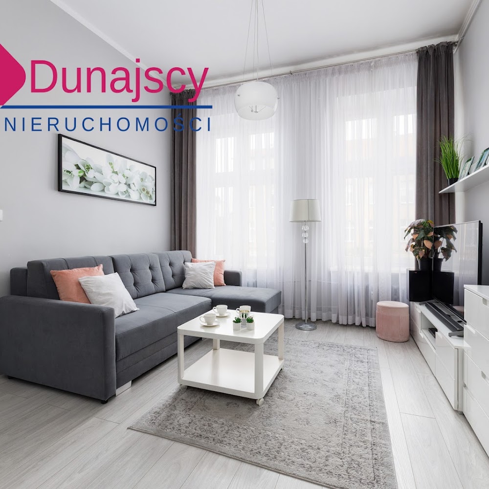 DUNAJSCY NIERUCHOMOŚCI