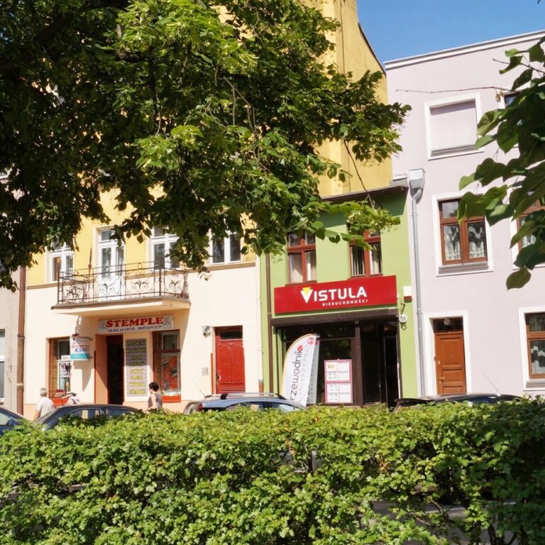 VISTULA NIERUCHOMOŚCI